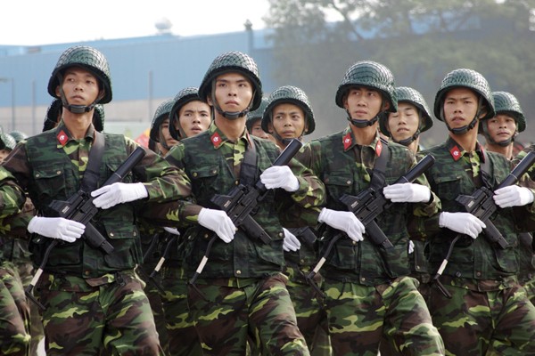 Ciudad Ho Chi Minh en conmemoraciones revolucionarias - ảnh 1